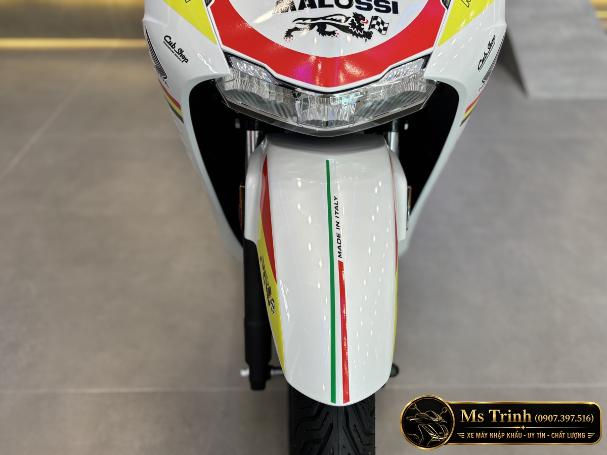 Honda SH150 Ý Malossi 2026 tại Nghệ An - Tem custom thể thao, dáng SH thanh lịch
