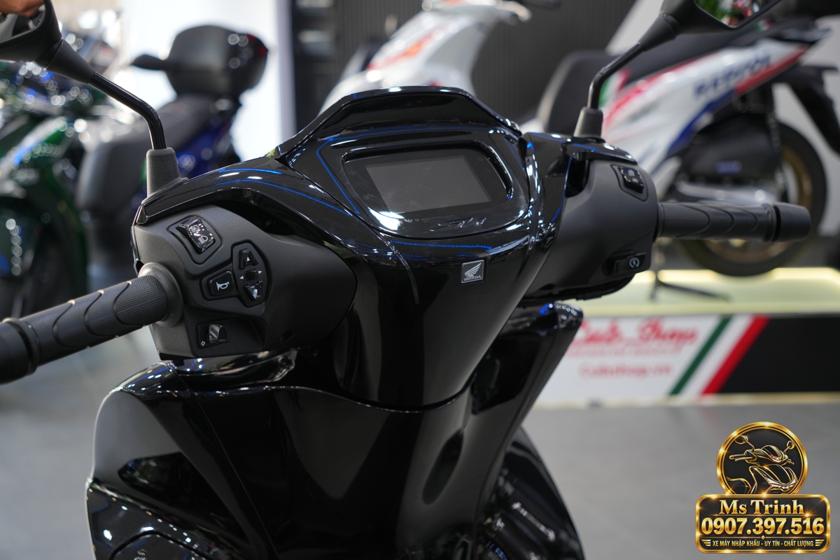 Honda SH150i Ý đen bóng 2027 tại Nghệ An - Sơn bóng lịch sự, tiện ích cho mỗi ngày