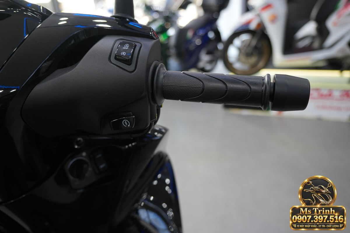 Honda SH150i Ý đen bóng 2027 tại Nghệ An - Sơn bóng lịch sự, tiện ích cho mỗi ngày