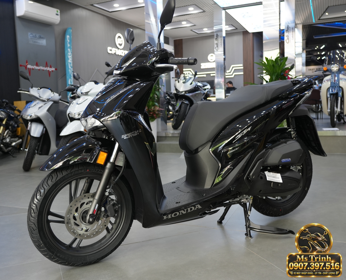 Honda SH150i Ý đen bóng 2027 tại Nghệ An - Sơn bóng lịch sự, tiện ích cho mỗi ngày