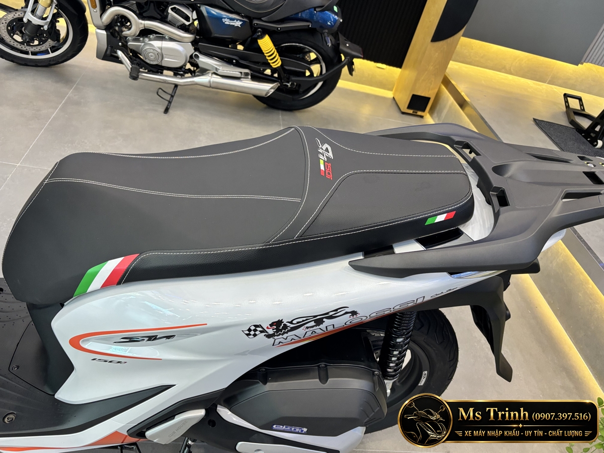 Honda SH150 Ý Malossi 2026 tại Nghệ An - Tem custom thể thao, dáng SH thanh lịch