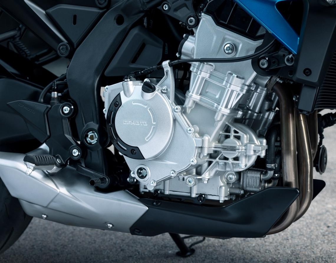 CF Moto 675NK 2025, Động Cơ 3 Xilanh Thẳng Hàng, Chính Hãng, Gía Rẻ tại Nghệ An