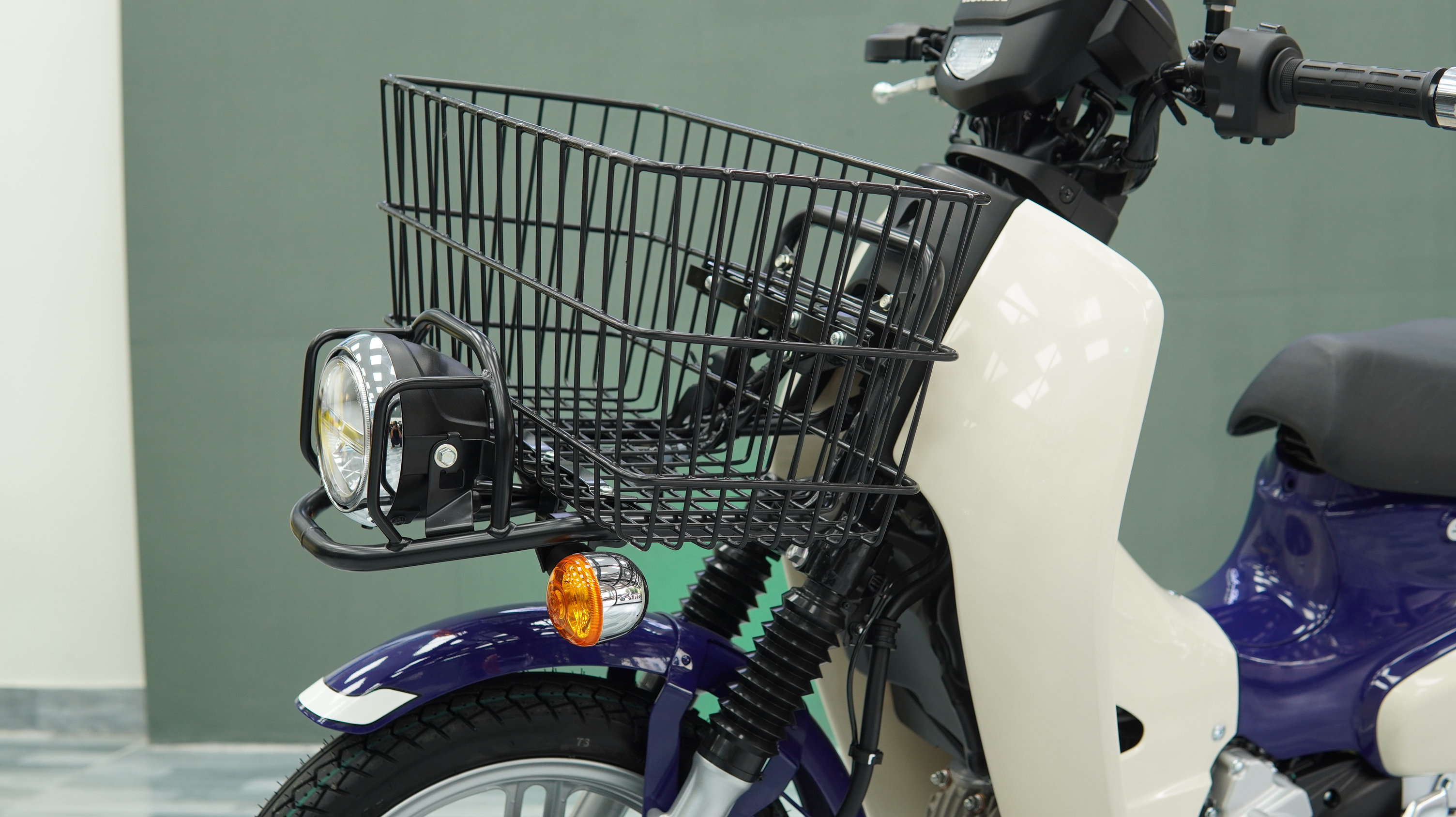 Honda Super Cub 110 Pro ABS 2025, Nhập Khẩu Chính Hãng Từ Nhật tại Nghệ An