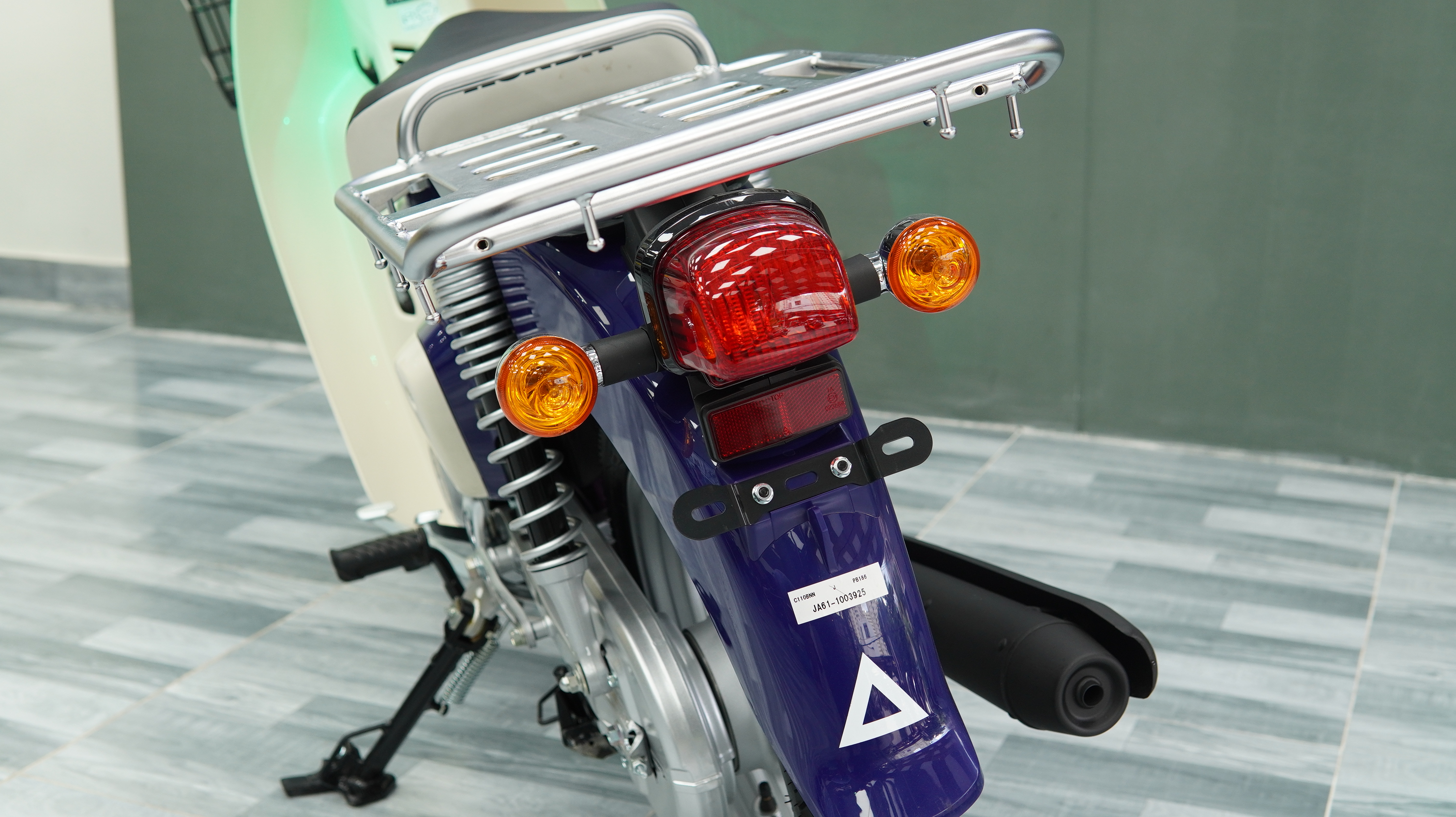 Honda Super Cub 110 Pro ABS 2025, Nhập Khẩu Chính Hãng Từ Nhật tại Nghệ An