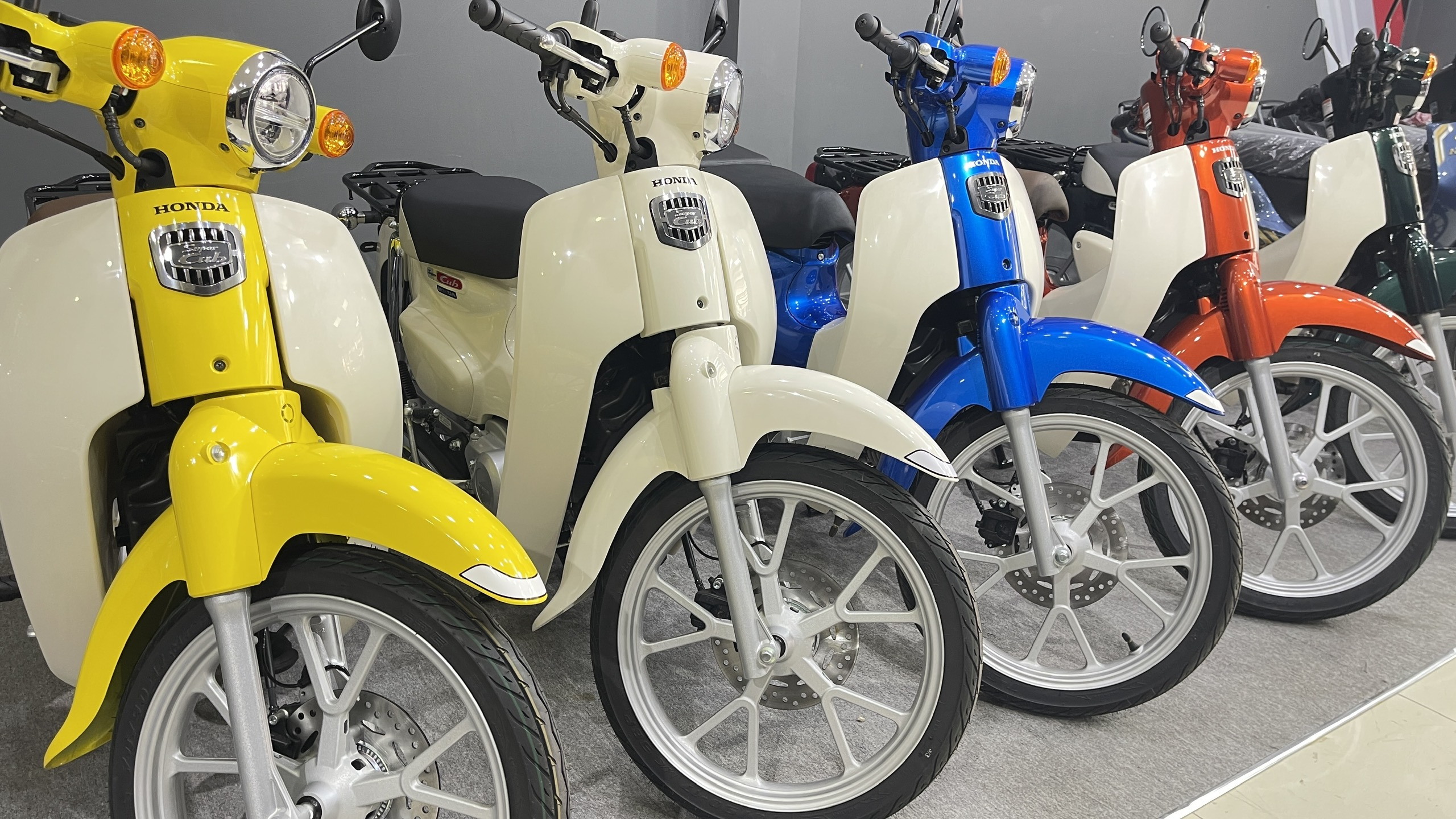Honda Super Cub 110 ABS, Made In Japan, NK Chính Hãng, Hiếm tại Nghệ An