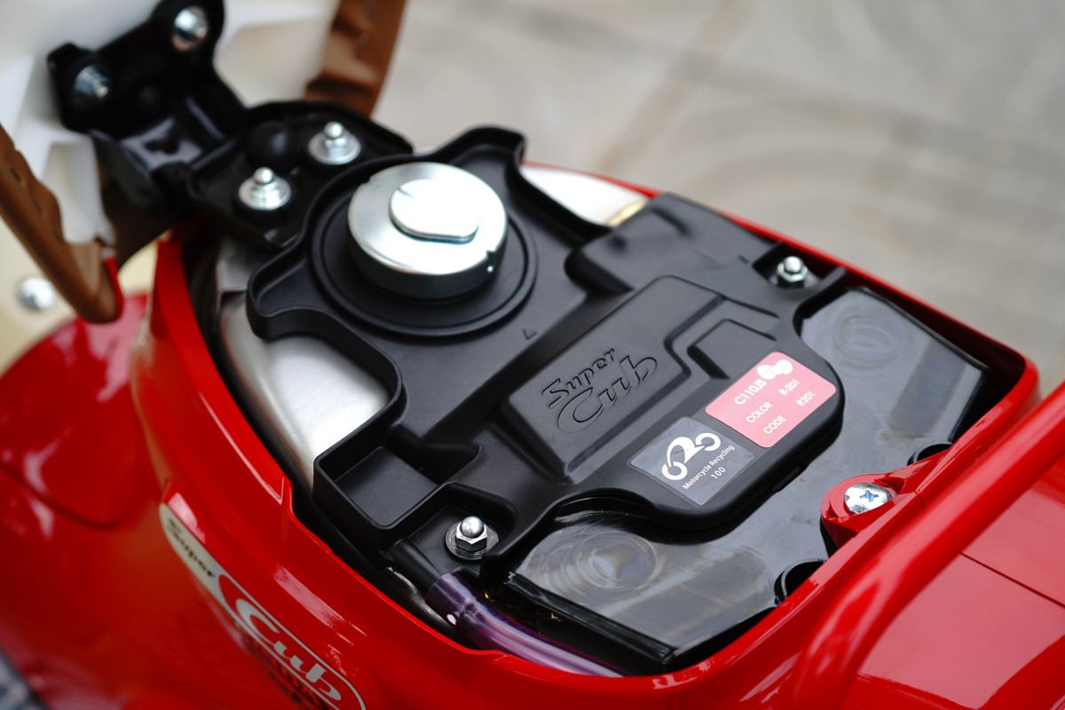 Honda Super Cub 110ABS Hello Kitty Edition, Made In Japan tại Nghệ An