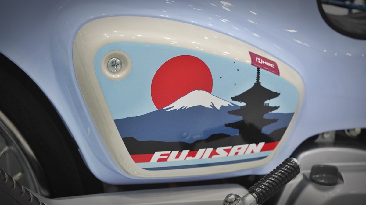 Honda Cub 110 Fujisan bản giới hạn tại Nghệ An - Thiết kế đậm chất Nhật Bản