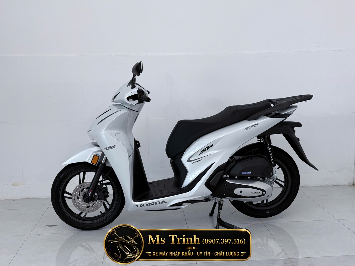 Honda SH150i Special Edition Standard nhập HMR Ý màu trắng tại Nghệ An: Giá trị nằm trong từng chi tiết nguyên bản