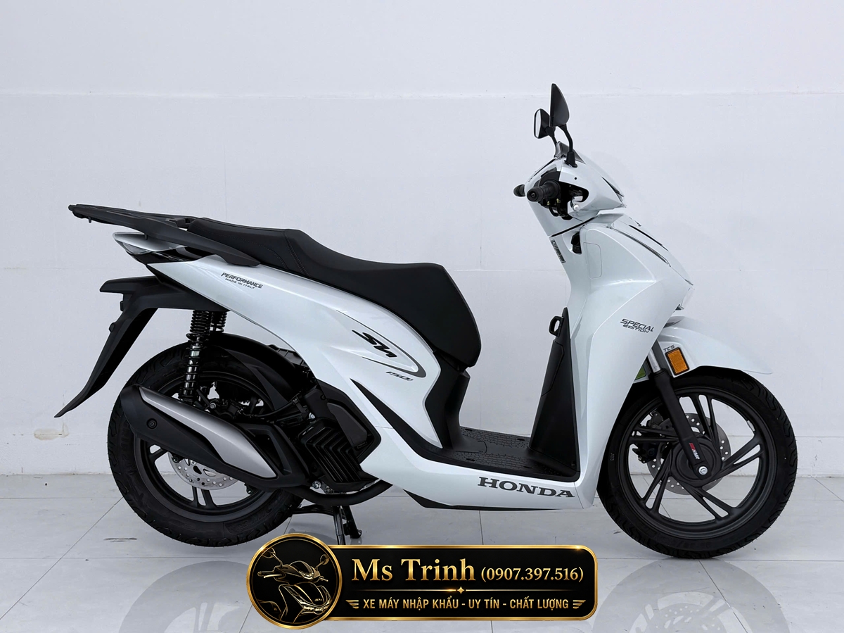 Honda SH150i Special Edition Standard nhập HMR Ý màu trắng tại Nghệ An: Giá trị nằm trong từng chi tiết nguyên bản