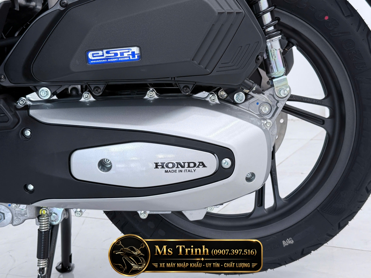 Honda SH150i Special Edition Standard nhập HMR Ý màu trắng tại Nghệ An: Giá trị nằm trong từng chi tiết nguyên bản