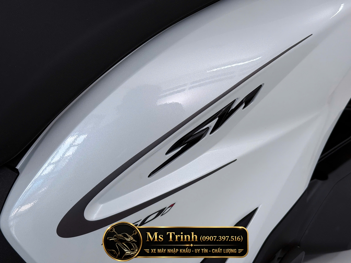Honda SH150i Special Edition Standard nhập HMR Ý màu trắng tại Nghệ An: Giá trị nằm trong từng chi tiết nguyên bản