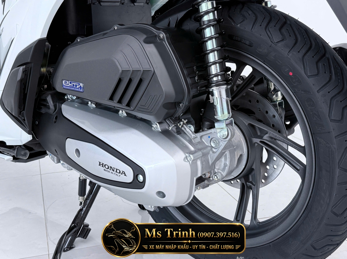 Honda SH150i Special Edition Standard nhập HMR Ý màu trắng tại Nghệ An: Giá trị nằm trong từng chi tiết nguyên bản