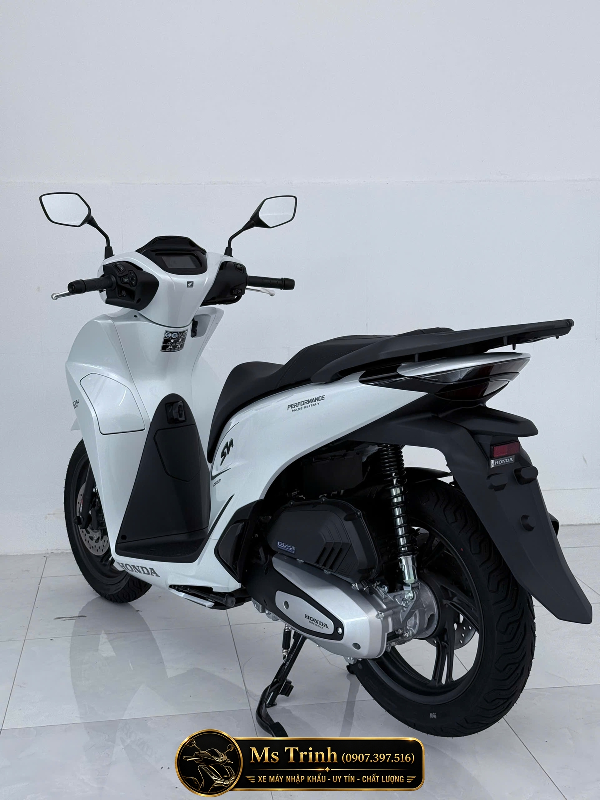 Honda SH150i Special Edition Standard nhập HMR Ý màu trắng tại Nghệ An: Giá trị nằm trong từng chi tiết nguyên bản