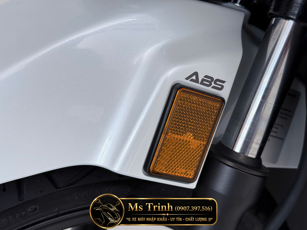 Honda SH150i Special Edition Standard nhập HMR Ý màu trắng tại Nghệ An: Giá trị nằm trong từng chi tiết nguyên bản