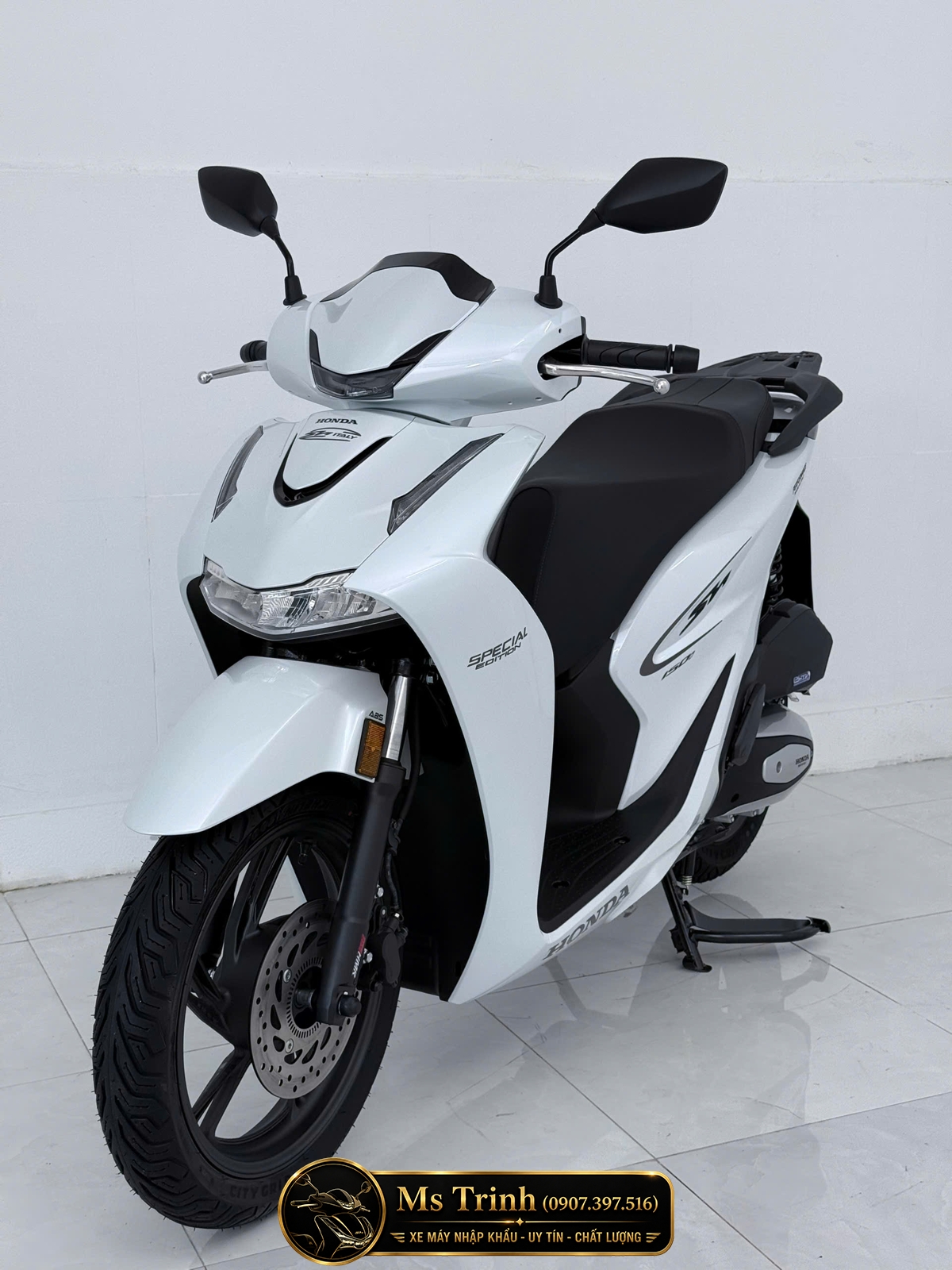 Honda SH150i Special Edition Standard nhập HMR Ý màu trắng tại Nghệ An: Giá trị nằm trong từng chi tiết nguyên bản