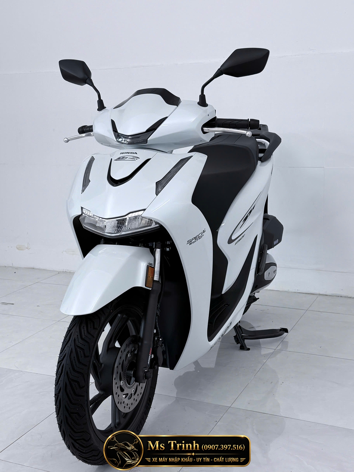 Honda SH150i Special Edition Standard nhập HMR Ý màu trắng tại Nghệ An: Giá trị nằm trong từng chi tiết nguyên bản