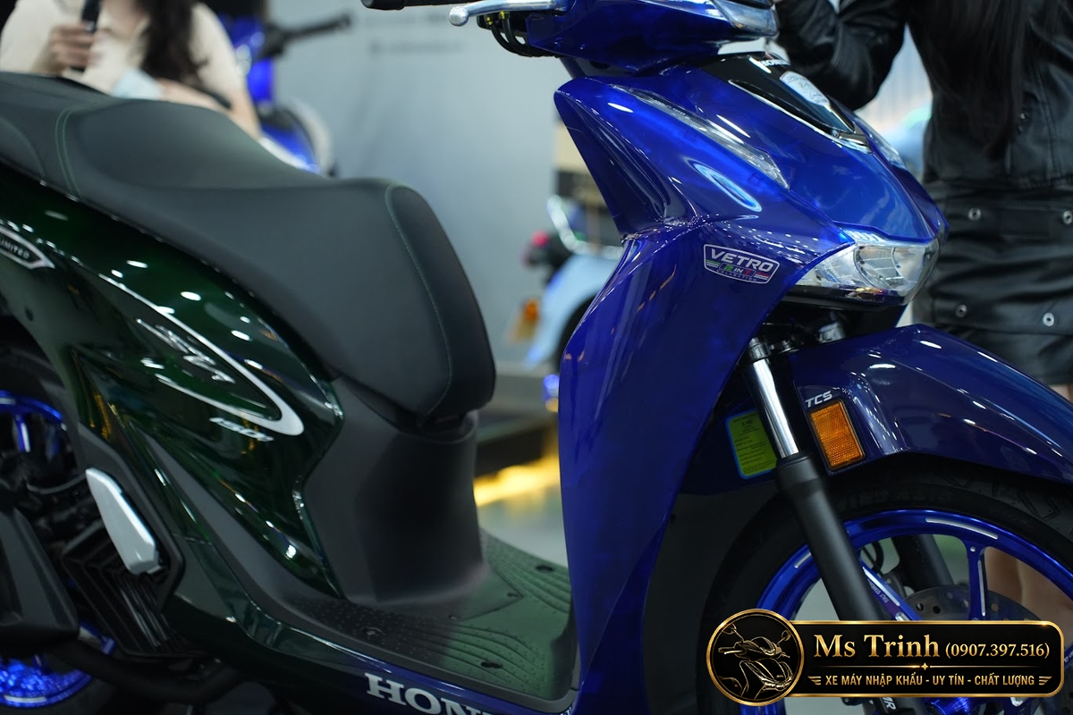 Honda SH150i Vetro Sapphire - Green tại Nghệ An: SH Ý 2 trong 1 giới hạn 200 xe