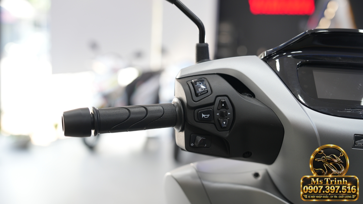 Honda SH150i Ý xám bạc 2027 tại Nghệ An - Nhập Ý, tem vàng sang trọng, giá tốt