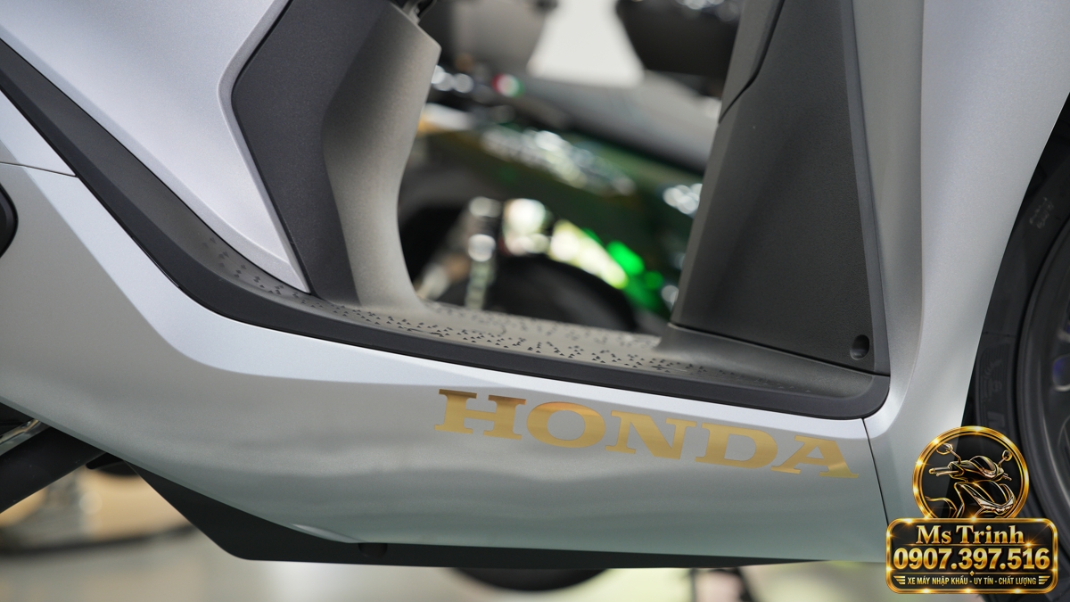 Honda SH150i Ý xám bạc 2027 tại Nghệ An - Nhập Ý, tem vàng sang trọng, giá tốt