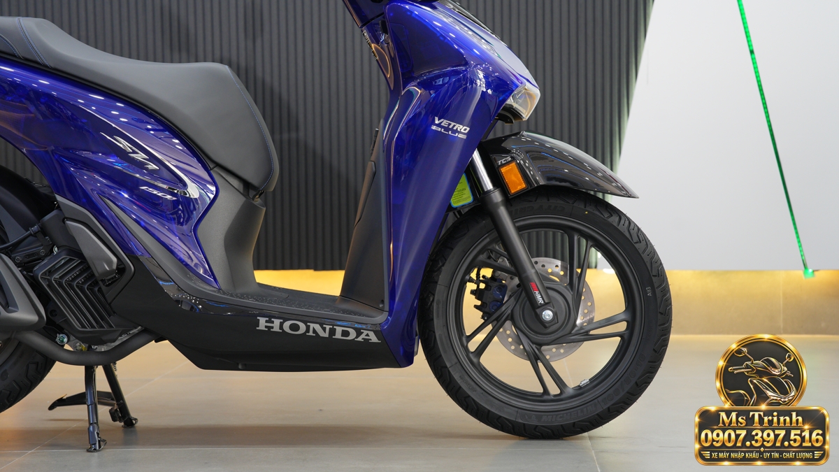 Honda SH150 Vetro Blue 2027 tại Nghệ An - Xanh Sapphire trong suốt, nhập Ý sang trọng