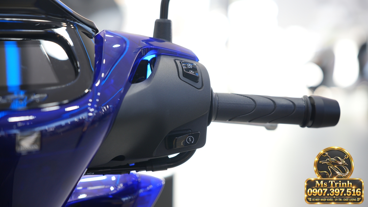 Honda SH150 Vetro Blue 2027 tại Nghệ An - Xanh Sapphire trong suốt, nhập Ý sang trọng