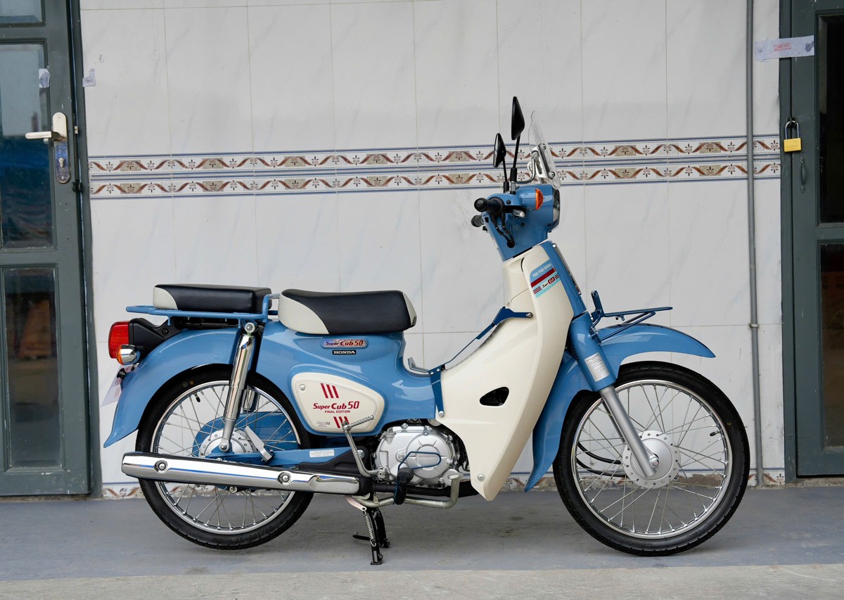 Honda Super Cub 50 Final Edition Custom Japan tại Nghệ An - Phiên bản sưu tầm hiếm