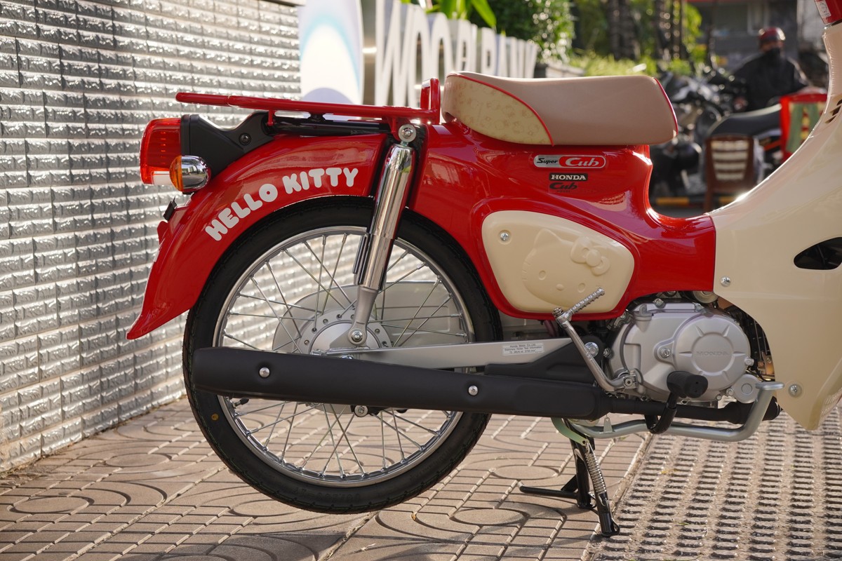 Honda Super Cub 50cc Hello Kitty Edition, Made In Japan, Hàng Hiếm tại Nghệ An