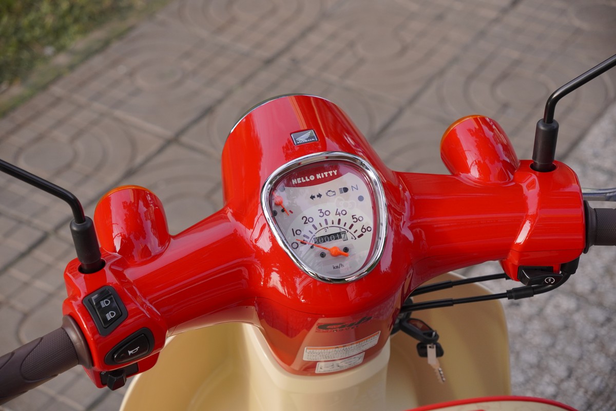 Honda Super Cub 50cc Hello Kitty Edition, Made In Japan, Hàng Hiếm tại Nghệ An