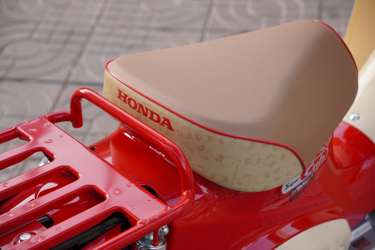 Honda Super Cub 50cc Hello Kitty Edition, Made In Japan, Hàng Hiếm tại Nghệ An