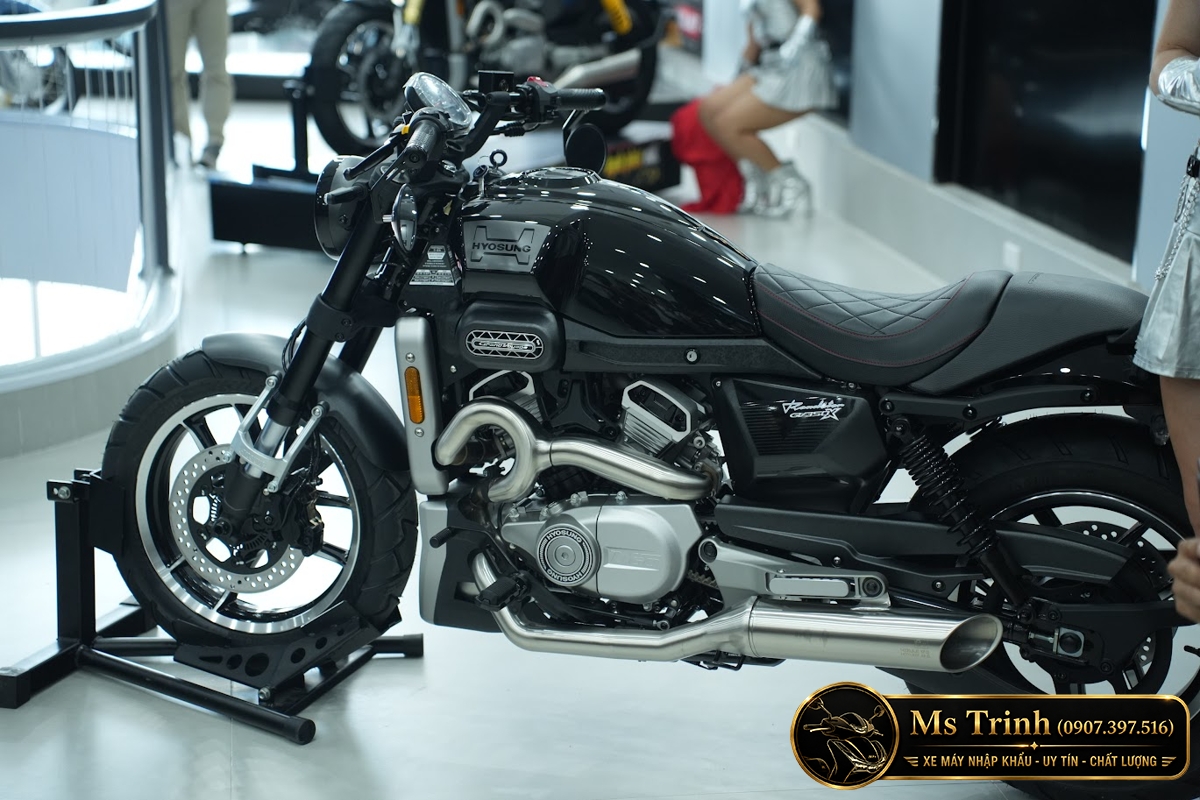 Hyosung GV350X tại Nghệ An - Cruiser 350cc Phong Cách Mỹ Cơ Bắp, Cá Tính