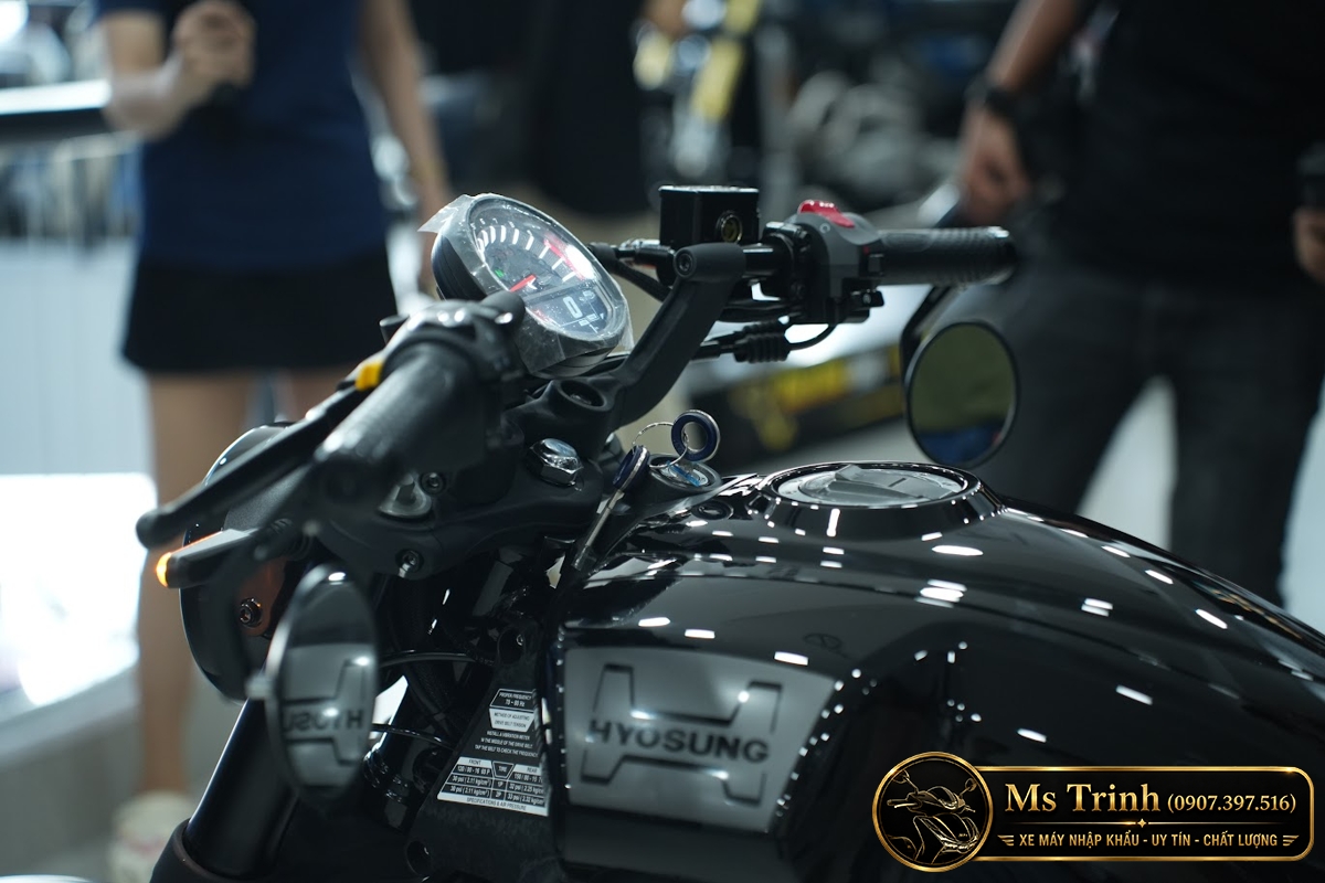 Hyosung GV350X tại Nghệ An - Cruiser 350cc Phong Cách Mỹ Cơ Bắp, Cá Tính