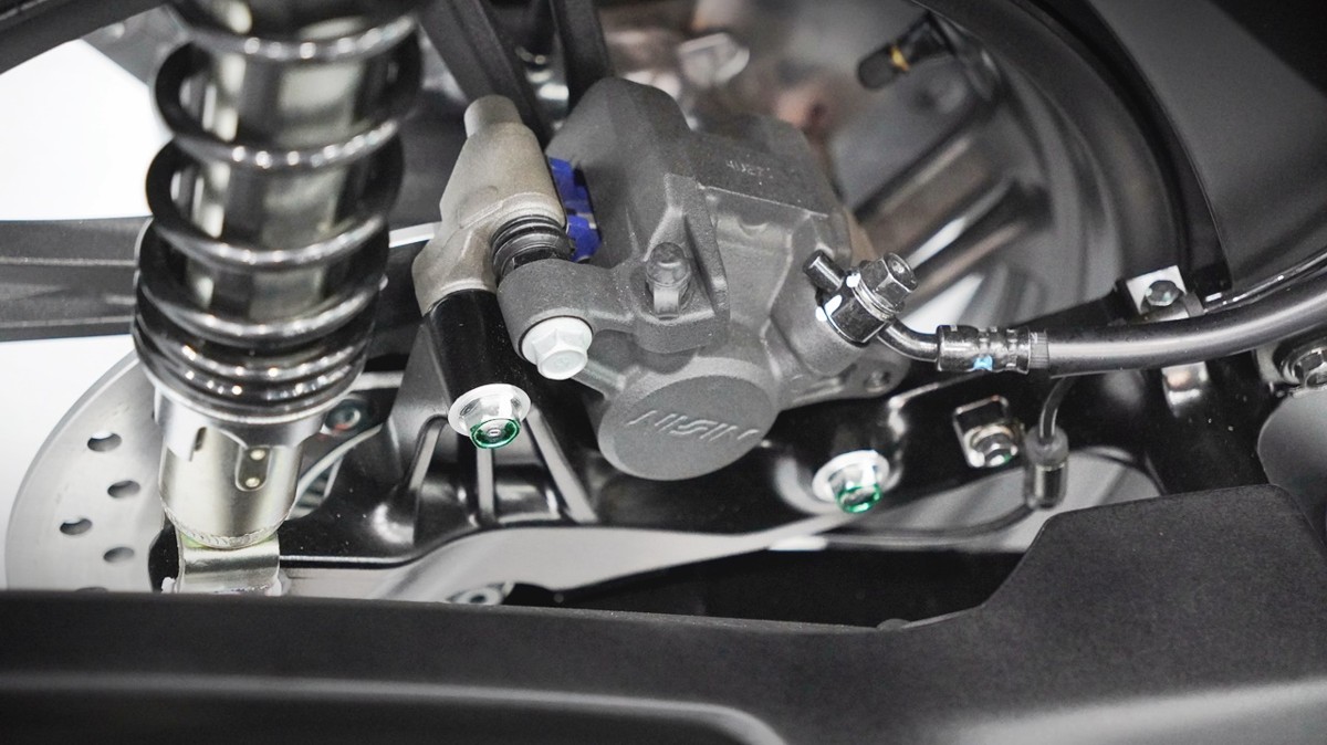 Honda SH150 trắng pha lê nhập Ý 2026 tại Nghệ An - Sport Edition chính ngạch, chuẩn chất Ý