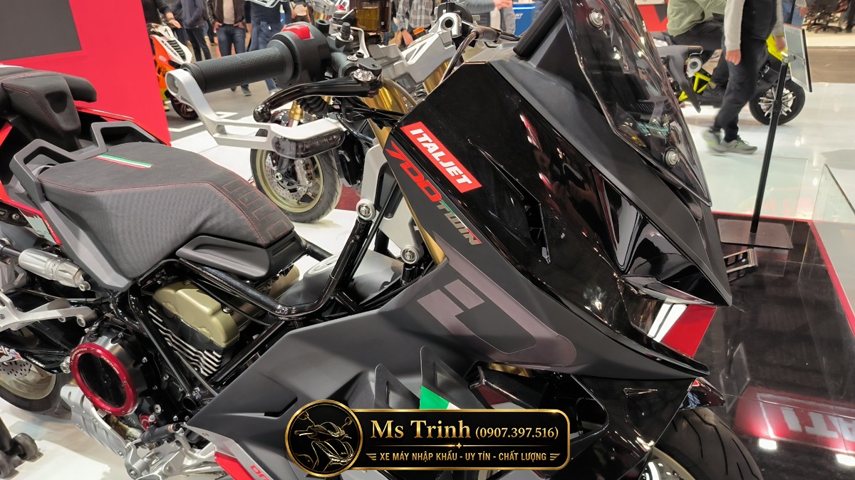 Italjet 700 2026 Tại Nghệ An - Chiến Binh Chỉ 700 Xe Hyper Scooter Cực Hiếm hồ sơ hải quan, nhập chính ngạch