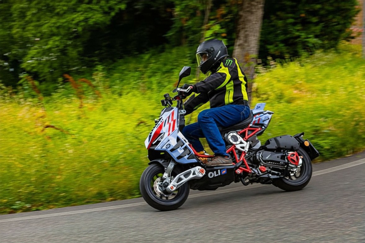Italjet Dragster 300 Gresini Racing Tại Nghệ An - Chiếc Scooter Ý Khiến Dân Chơi Xe Phải Ngoái Nhìn