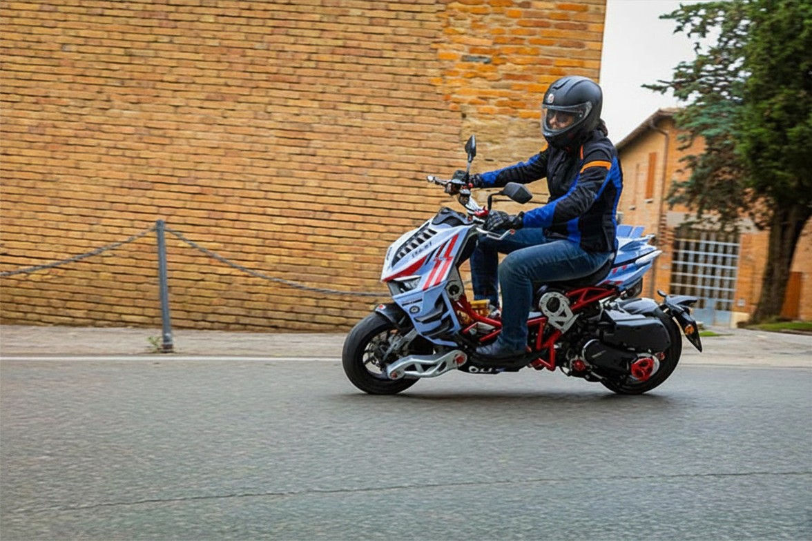 Italjet Dragster 300 Gresini Racing Tại Nghệ An - Chiếc Scooter Ý Khiến Dân Chơi Xe Phải Ngoái Nhìn