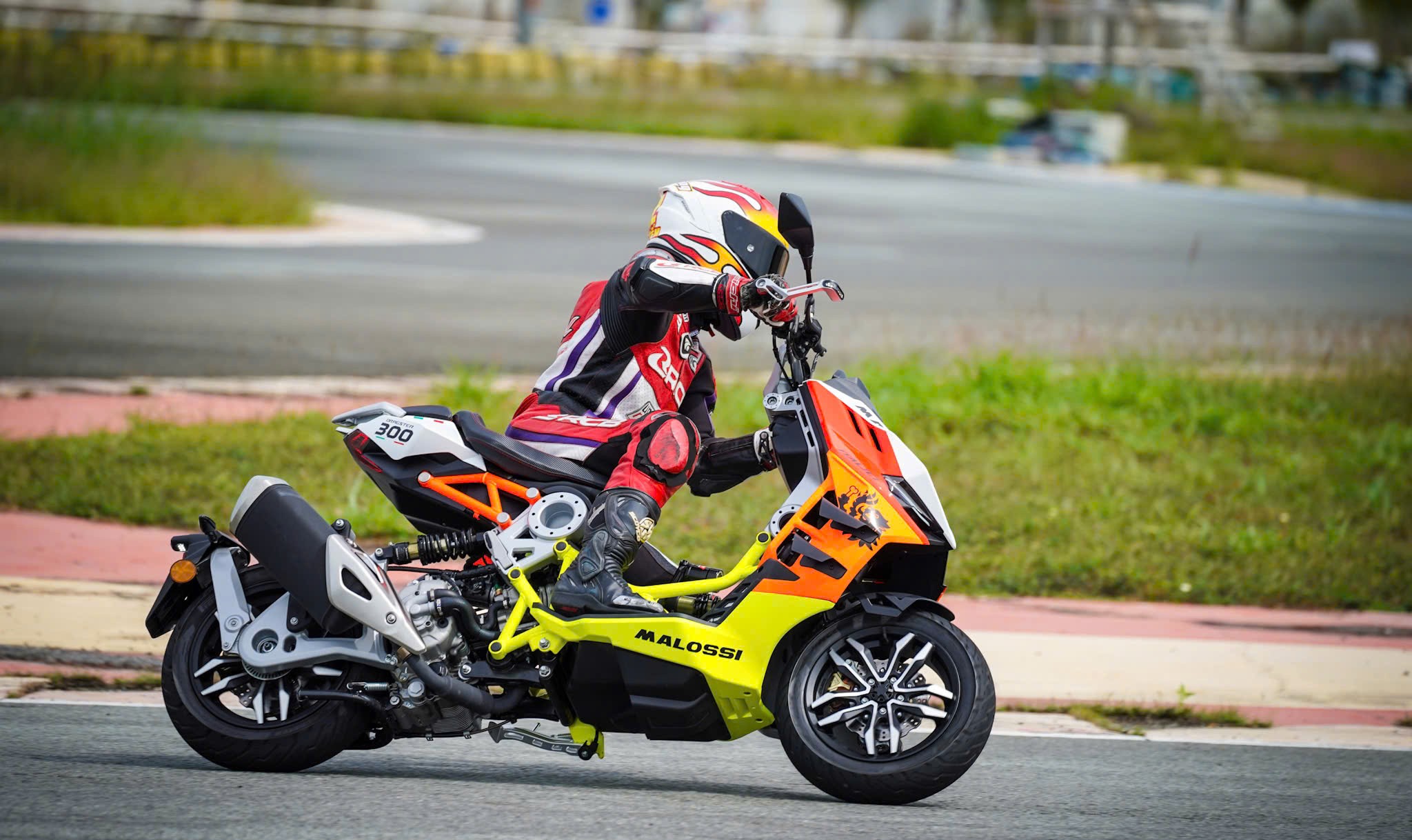 Italjet Dragster 300 Malossi, Xe Tay Ga Đua Nội Thành Thương Hiệu Italy tại Nghệ An