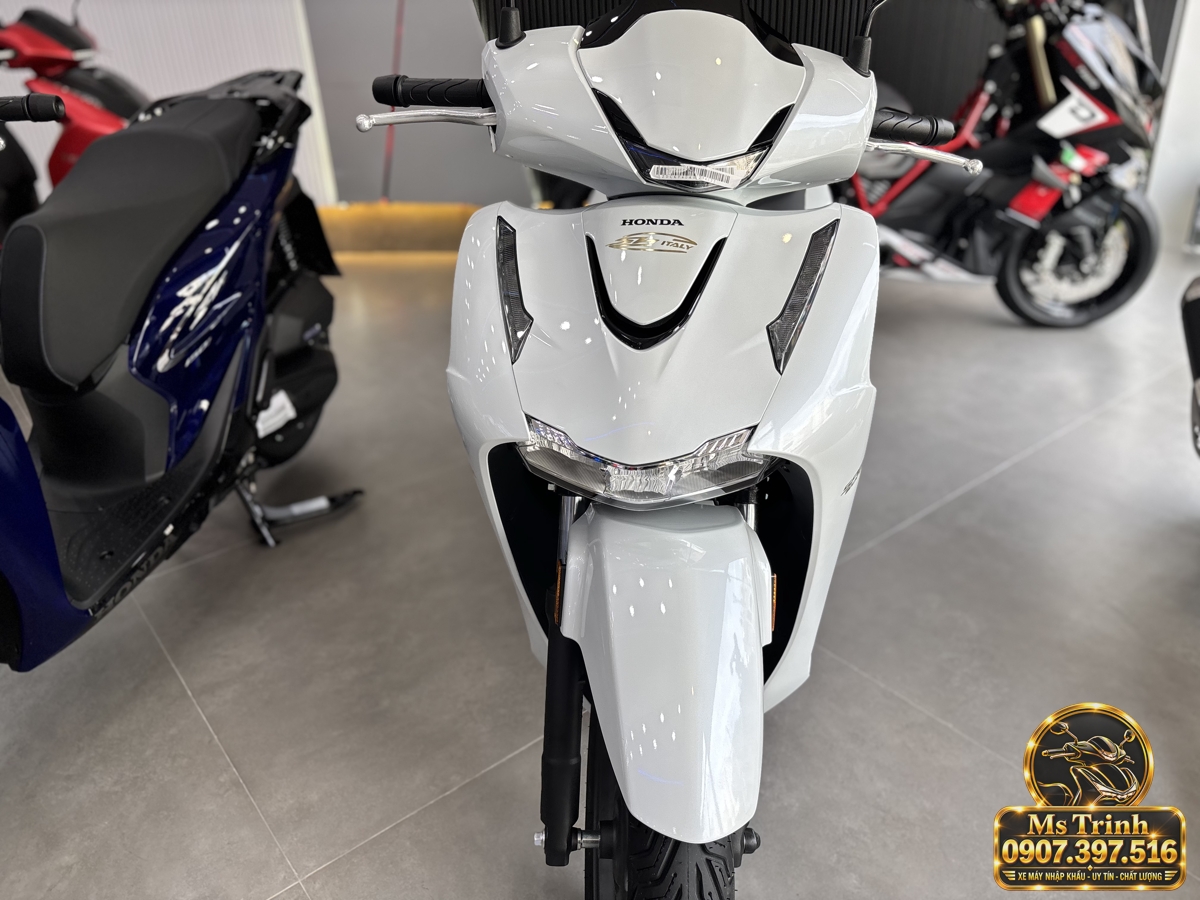 SH150i Ý 2027 màu trắng tại Nghệ An - Nhập khẩu nguyên chiếc, thiết kế sang trọng, giá tốt