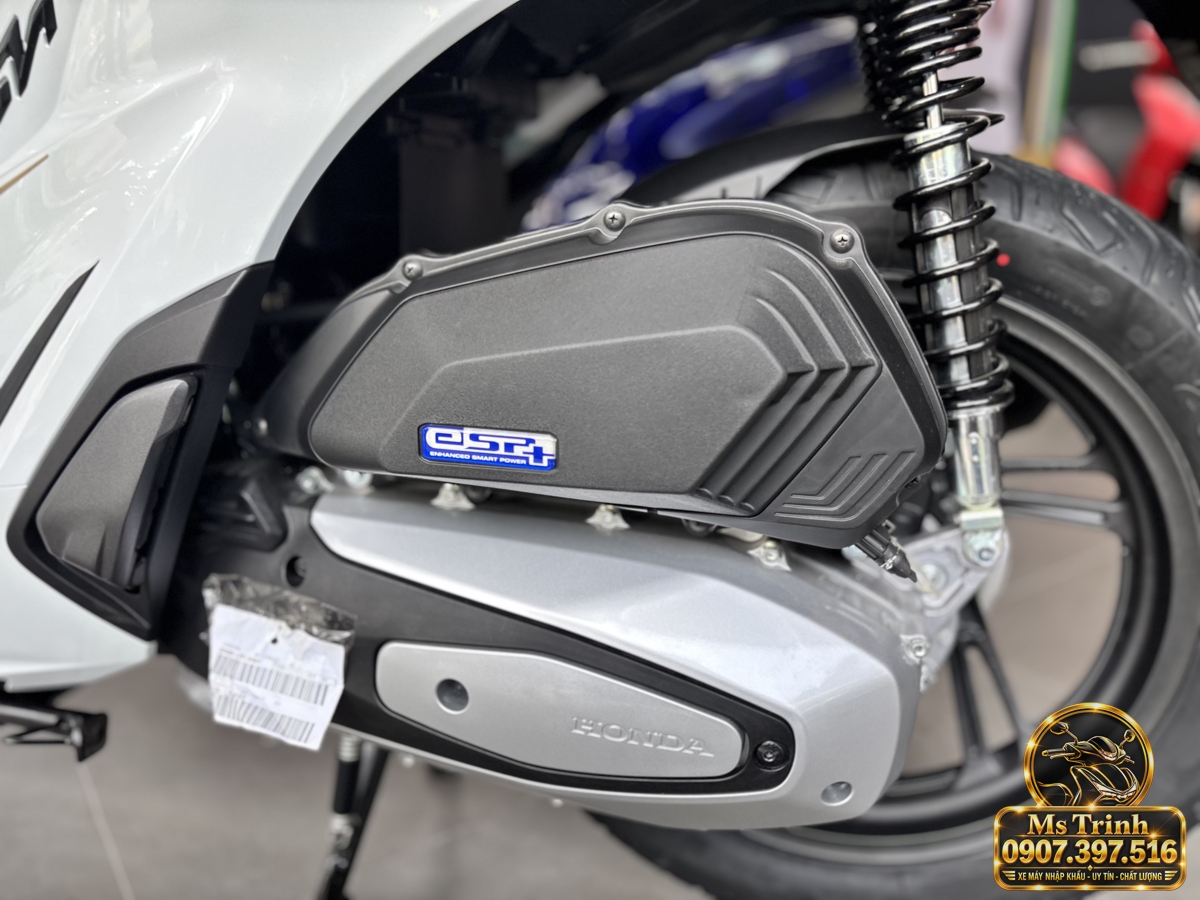 SH150i Ý 2027 màu trắng tại Nghệ An - Nhập khẩu nguyên chiếc, thiết kế sang trọng, giá tốt