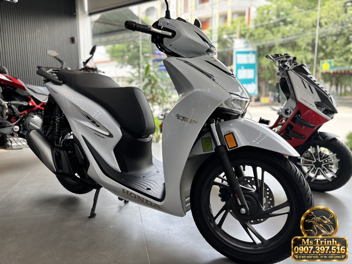 SH150i Ý 2027 màu trắng tại Nghệ An - Nhập khẩu nguyên chiếc, thiết kế sang trọng, giá tốt