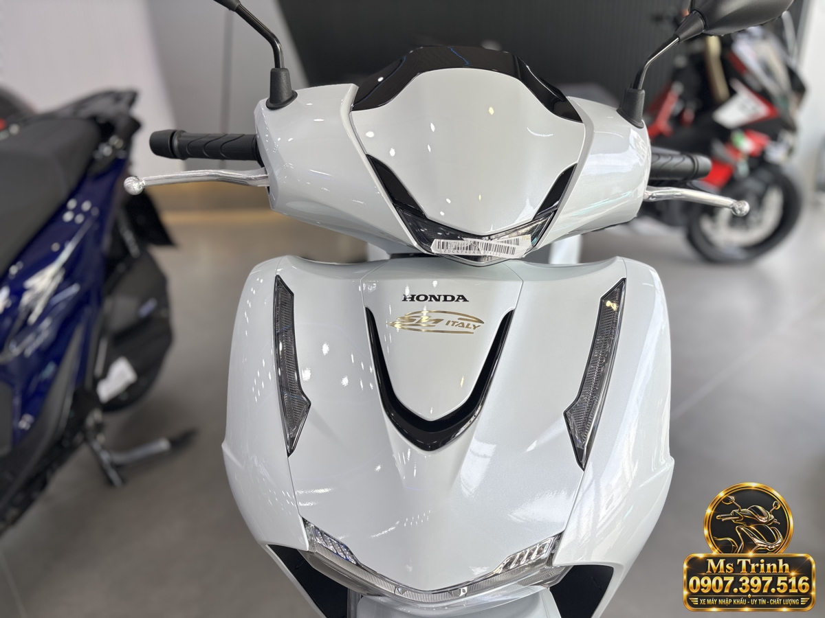 SH150i Ý 2027 màu trắng tại Nghệ An - Nhập khẩu nguyên chiếc, thiết kế sang trọng, giá tốt