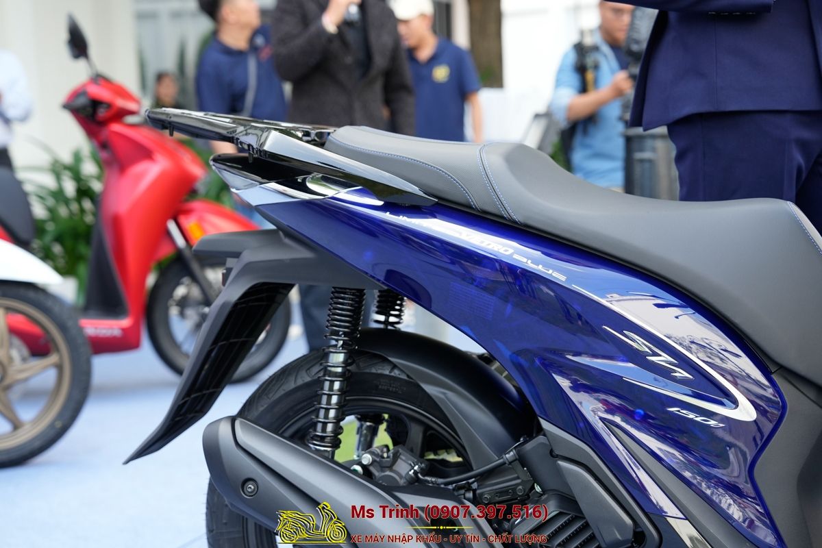 Honda SH150 Vetro Blue 2026 Limited Edition - Siêu phẩm SH Ý dàn áo xanh trong suốt cực hiếm tại Nghệ An