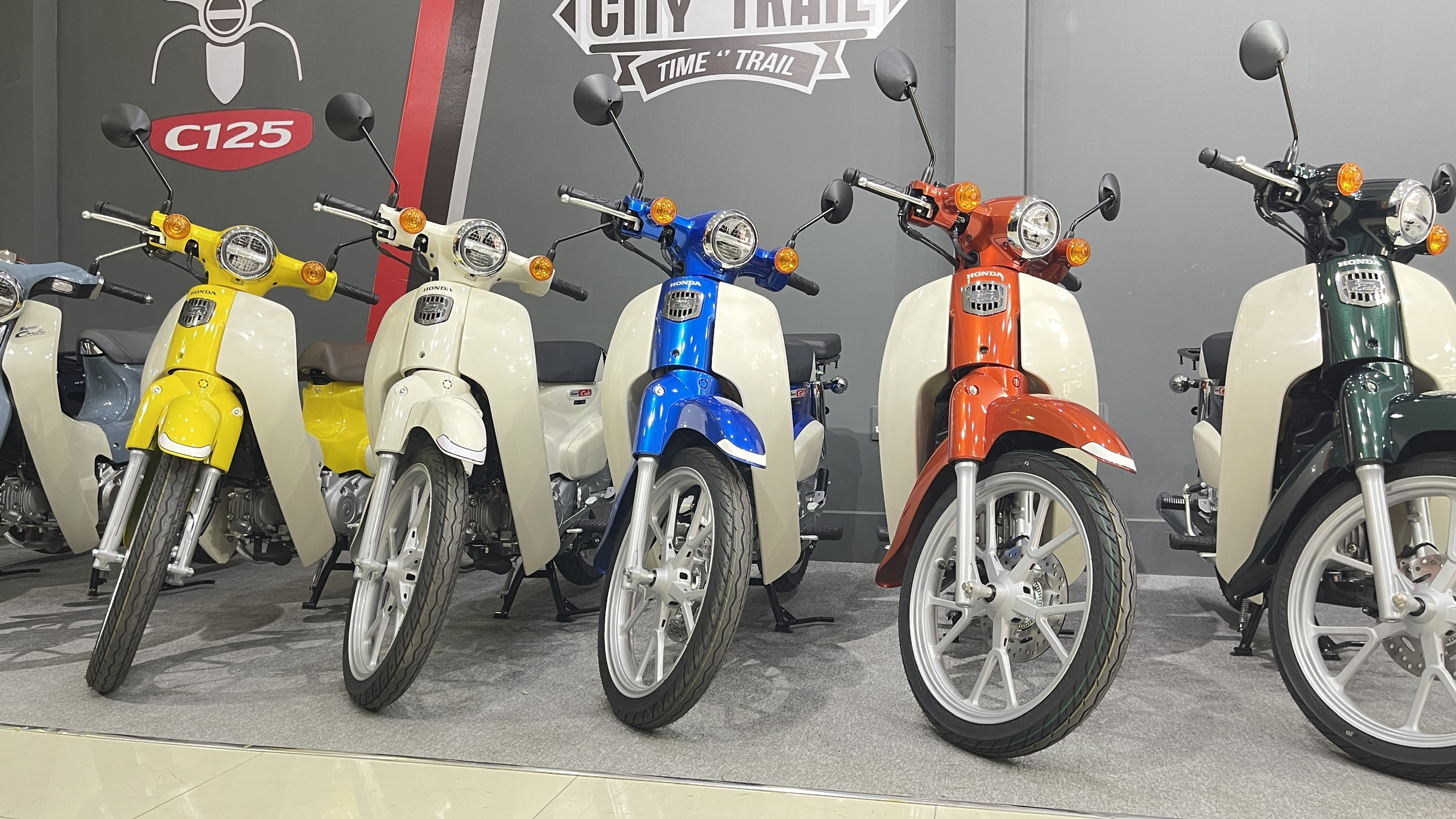 Honda Super Cub 110 ABS, Made In Japan, NK Chính Hãng, Hiếm tại Nghệ An