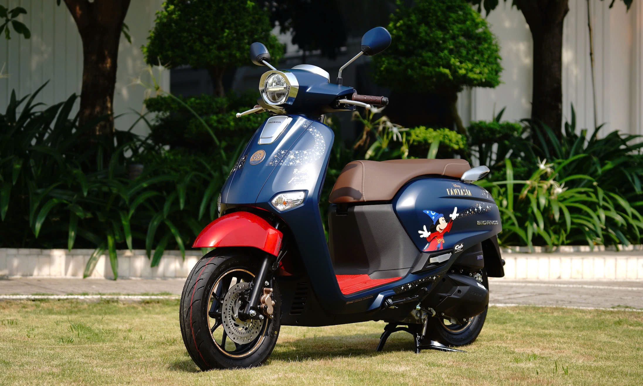 Honda Giorno+ Disney Fantasia 85, Bản Giới Hạn 2.000 xe tại Nghệ An