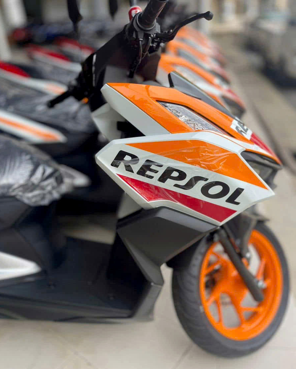 Honda Vario160 Repsol Edition, Giới hạn 2.000 xe, NK Malaysia tại Nghệ An