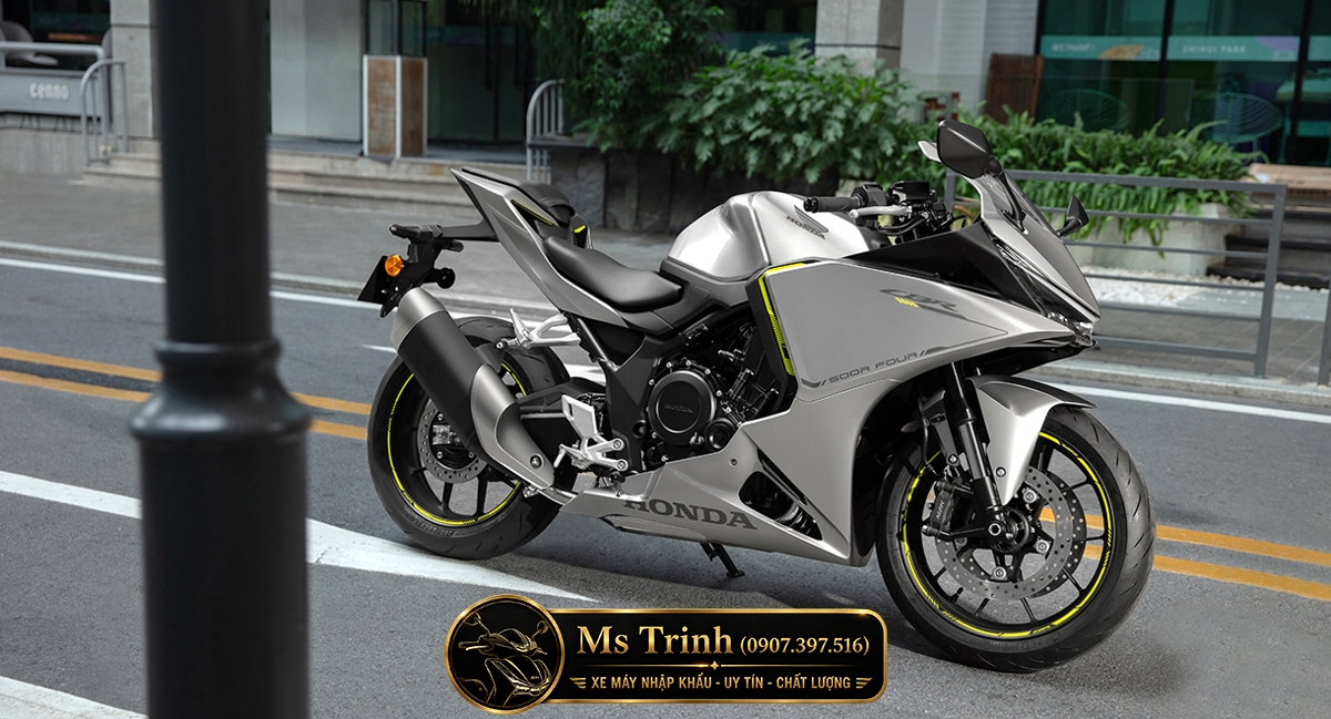 Honda CBR500R FOUR E-Clutch màu xám bạc phù hợp khách thích sportbike hiện đại